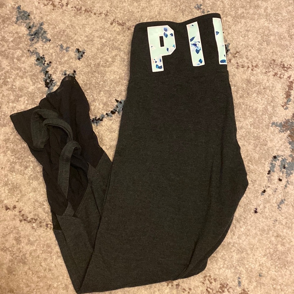 VS Pink Leggings